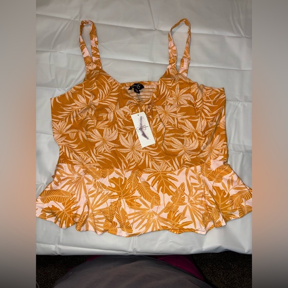 2/$35 Boho Chic NWT Tropical Resort Sweetheart Neckline Peplum Hem XL Tank Top - Picture 1 of 7